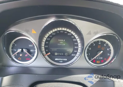 2009 Mercedes-Benz C 63 Amg из США, поврежденный, VIN WDDGF77X29F297748